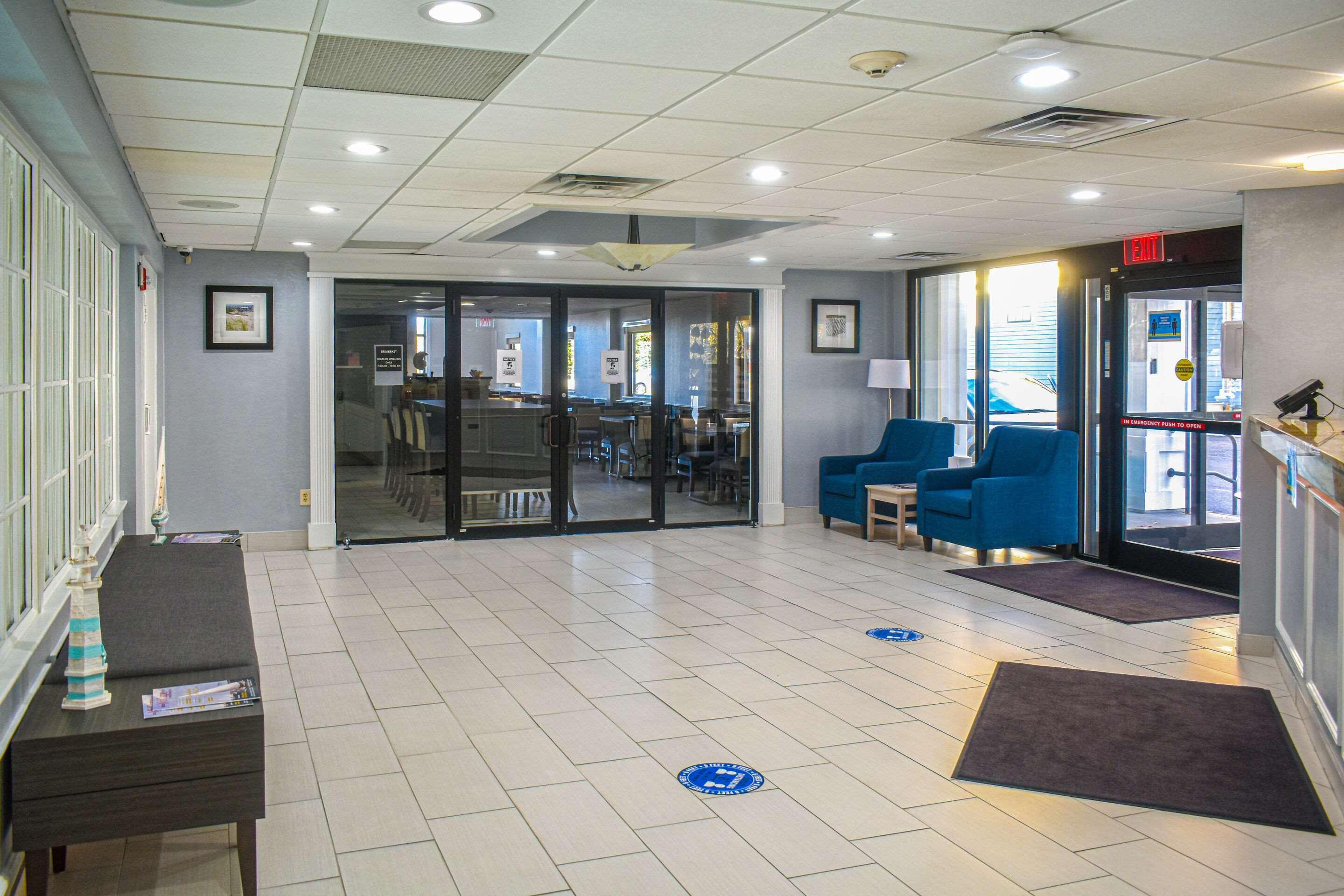 Comfort Inn Hyannis - Cape Cod Exterior photo
