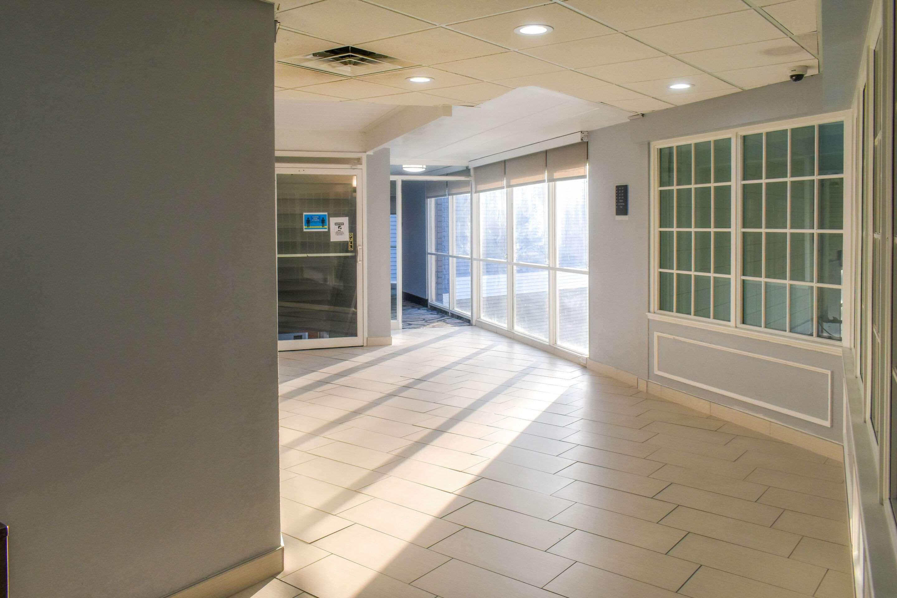 Comfort Inn Hyannis - Cape Cod Exterior photo