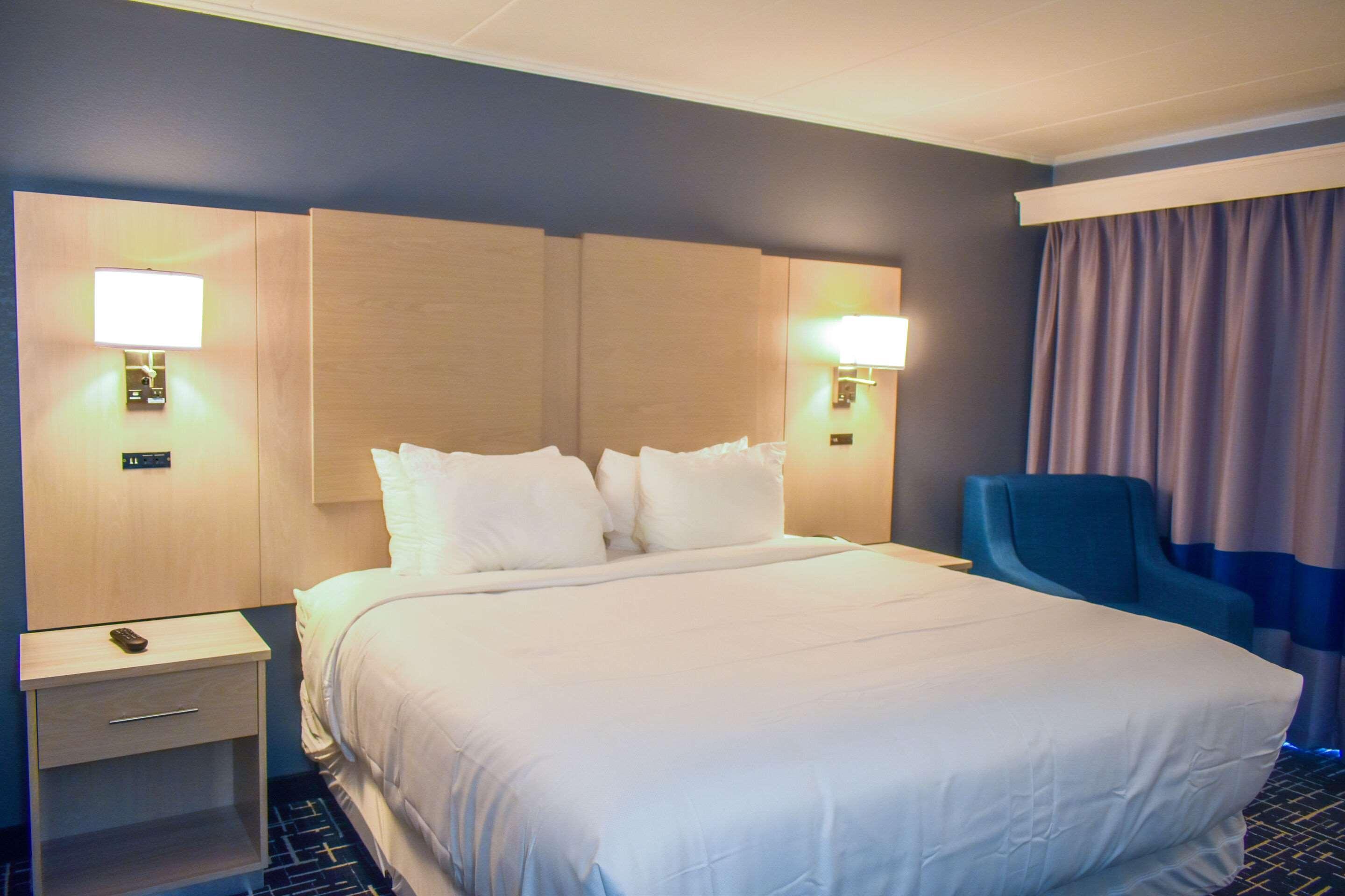 Comfort Inn Hyannis - Cape Cod Exterior photo