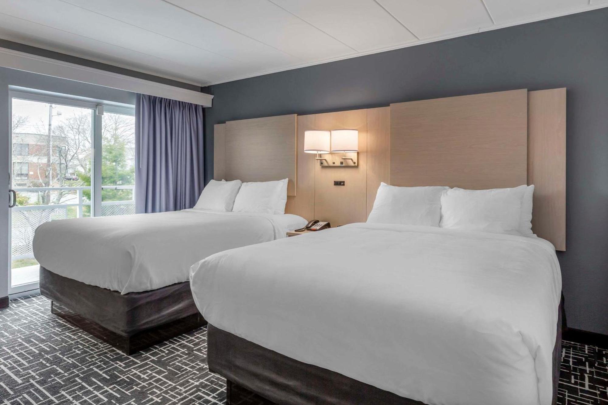 Comfort Inn Hyannis - Cape Cod Exterior photo